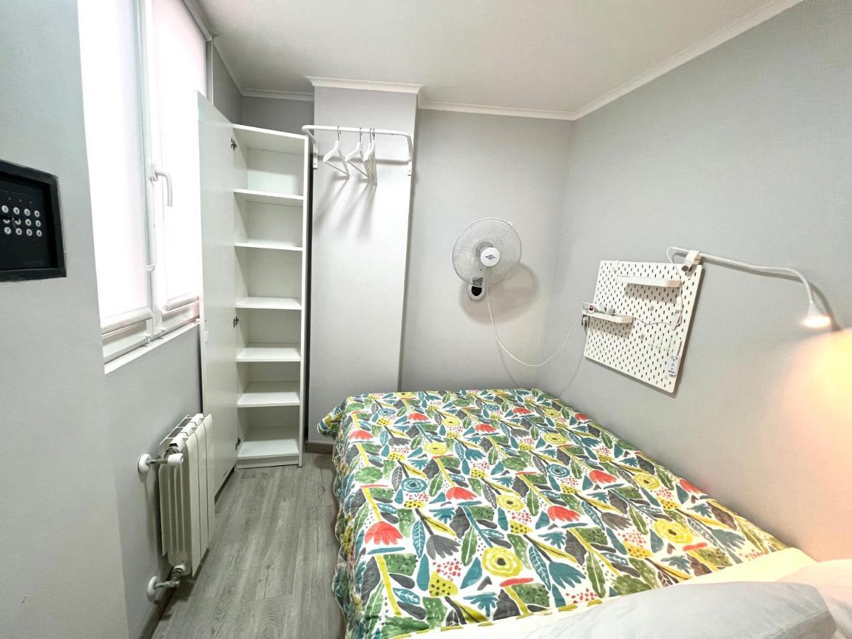 Appartement Camp Nou, Europa Fira - Modern Two-bedroom With Heating *