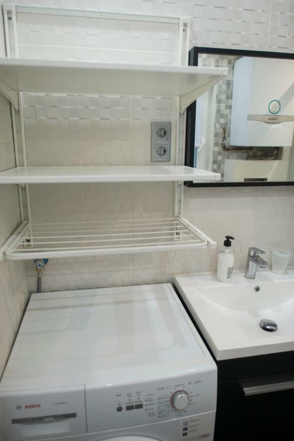 Appartement Camp Nou, Europa Fira - Modern Two-bedroom With Heating *