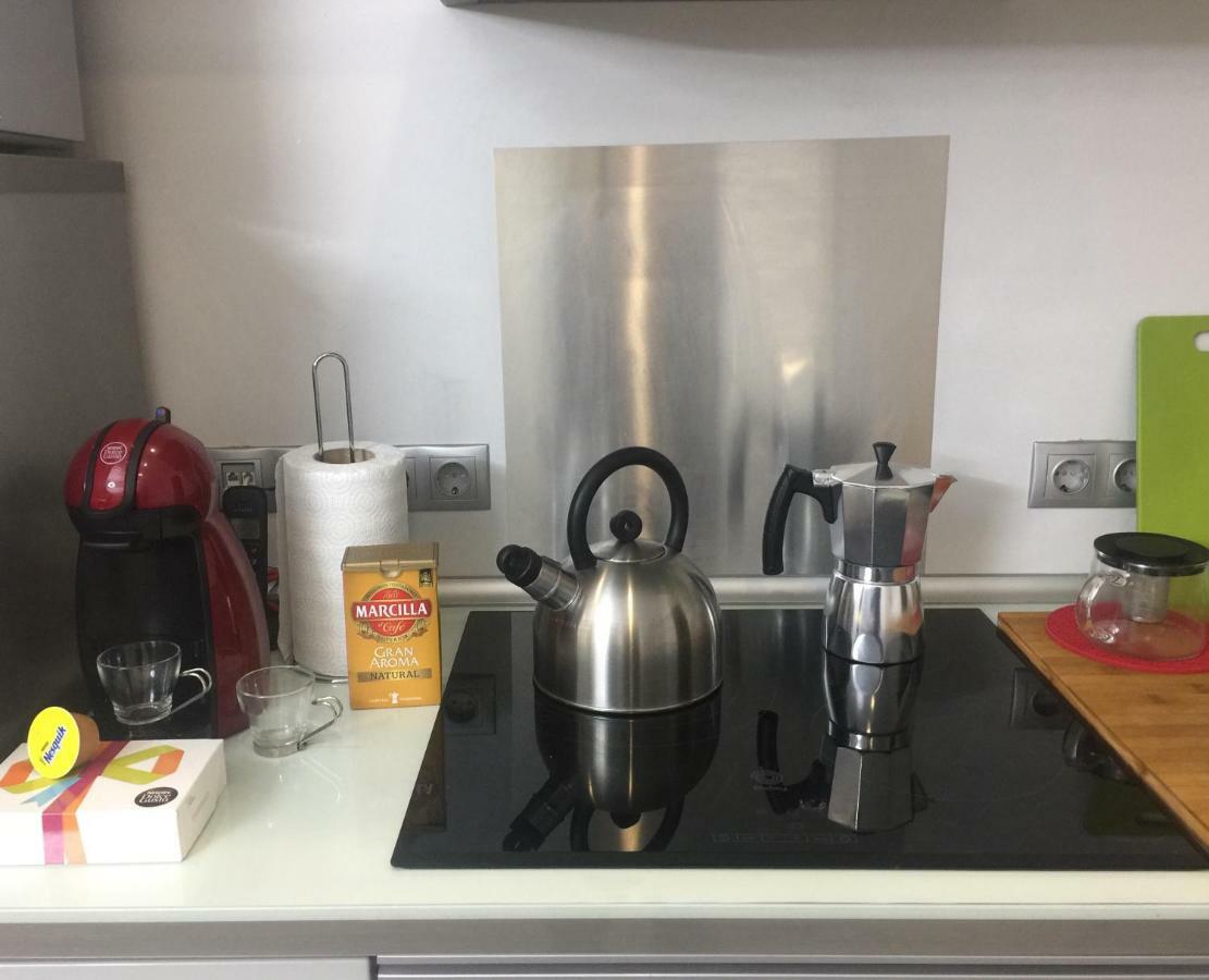 Camp Nou, Europa Fira - Modern Two-bedroom With Heating Appartement