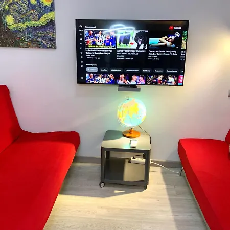 Camp Nou, Europa Fira - Modern Two-Bedroom Apartment With Heating L'Hospitalet de Llobregat Extérieur photo